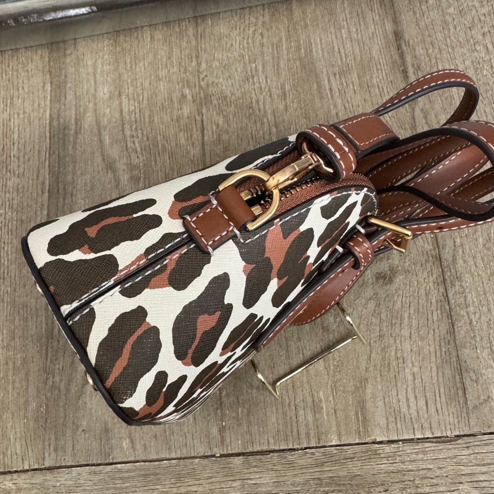 Tory Burch Emerson dome crossbody bag NWOT - Picture 15 of 17